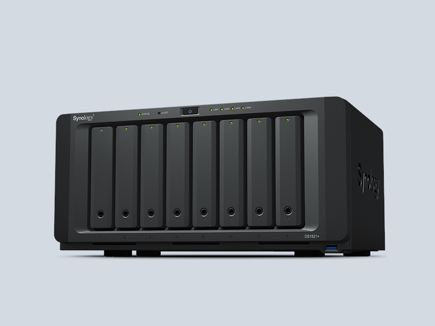 Synology officialise son DS1821+ : 8 baies, Ryzen V1500B, 4x 1 Gb/s et port PCIe